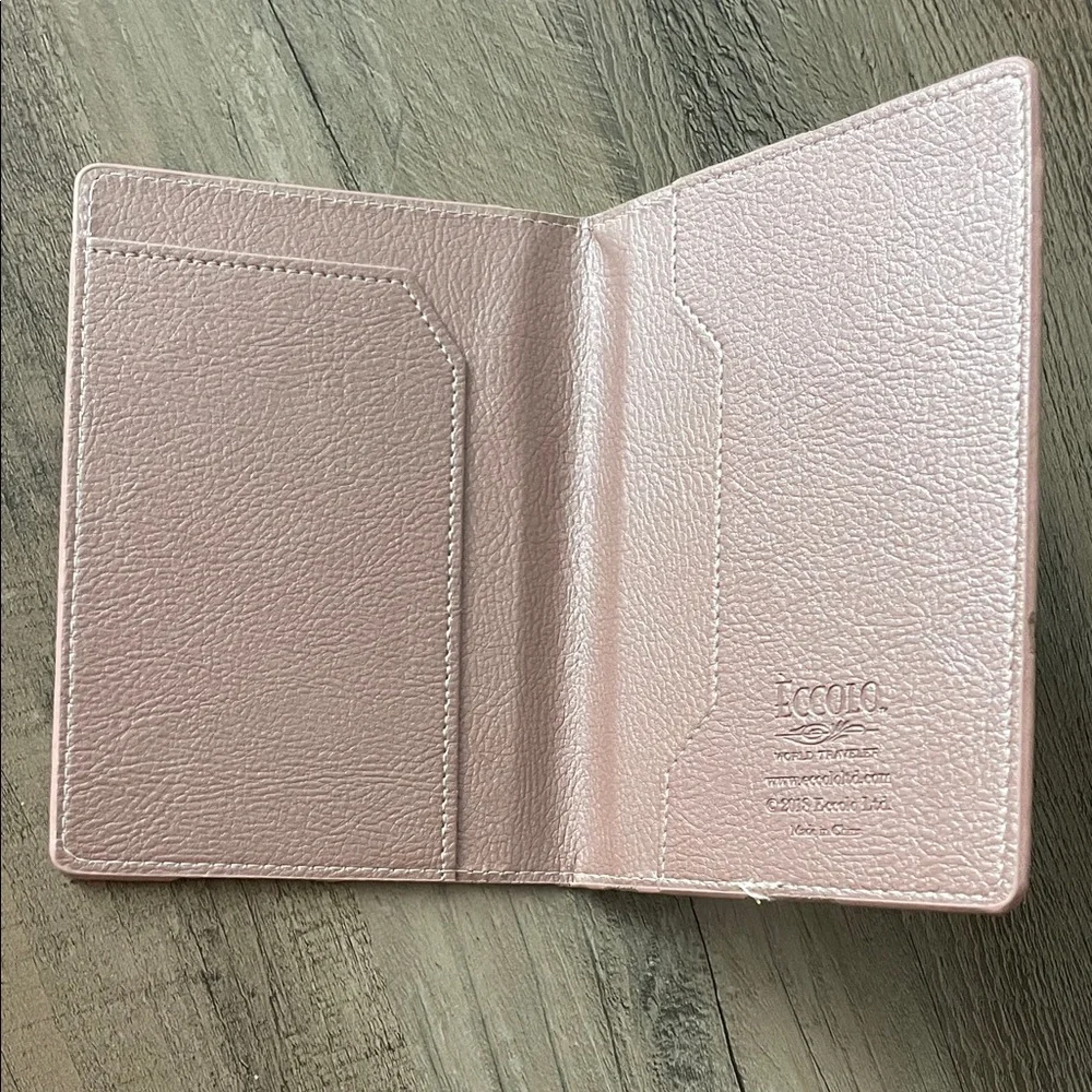 Eccolo Pink Passport Holder